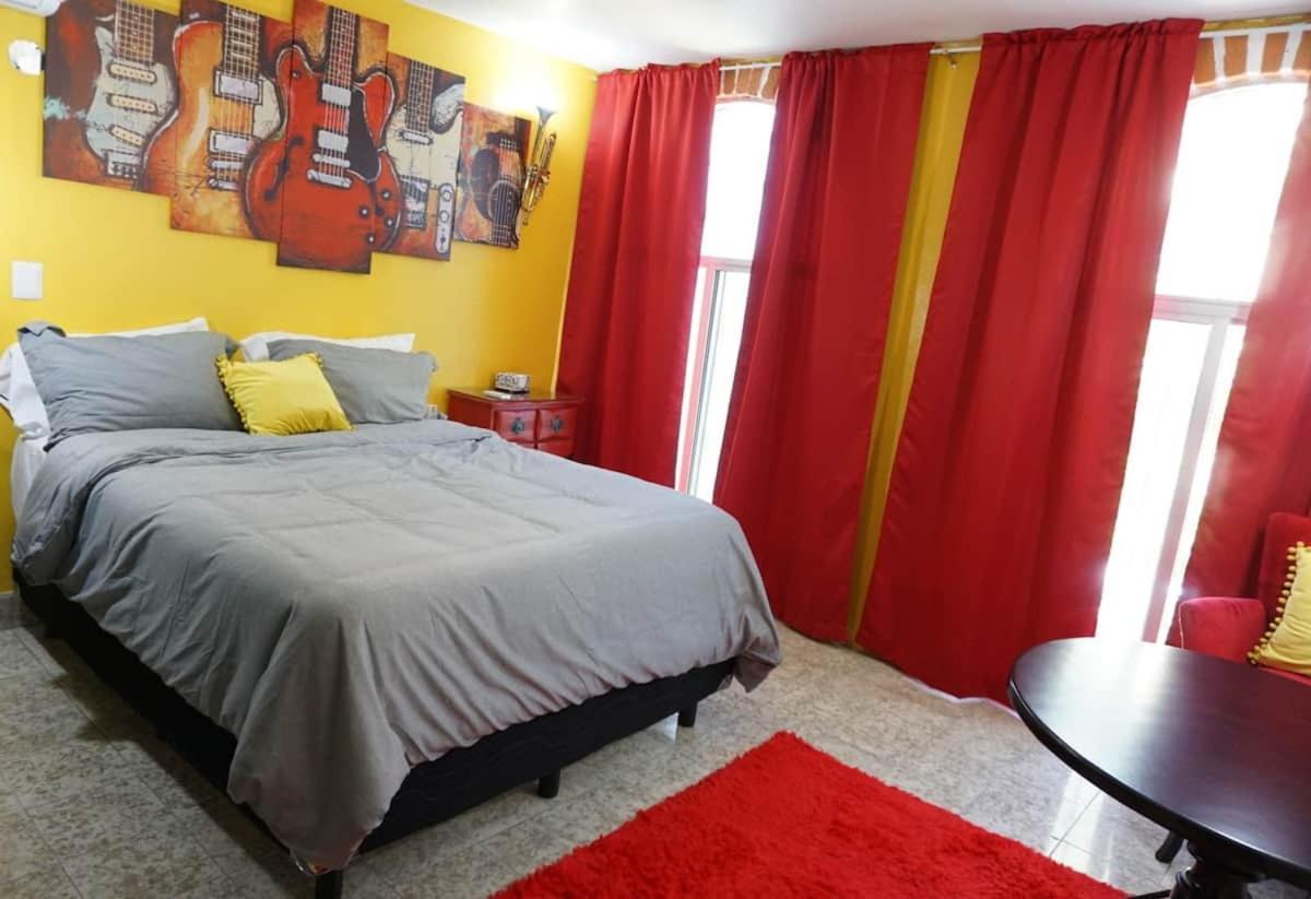 Casa Sixto Osuna Boutique Lägenhet Mazatlán Rum bild